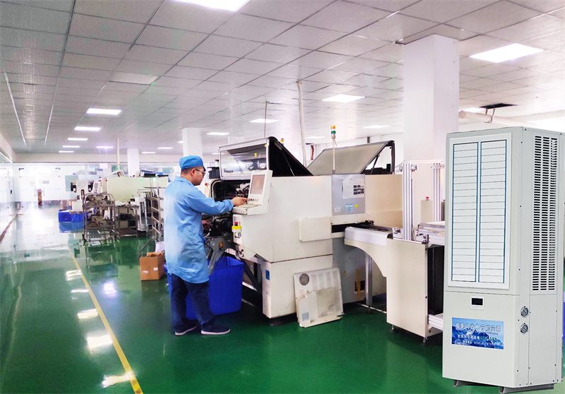 精密機械廠降溫方案！